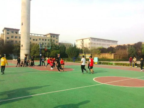 用心烹饪，立德育人