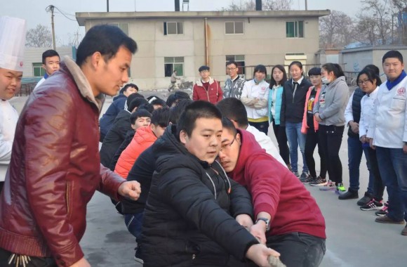 必威西汉姆联冬季拔河比赛总决赛完美落幕