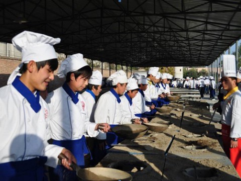 必威西汉姆联新生基本功检测活动成功举行