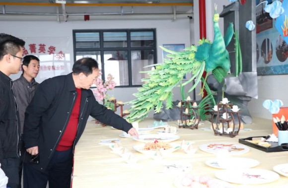 热烈欢迎达州升华职业技术学校王绍礼董事长一行莅临必威西汉姆联参观交流