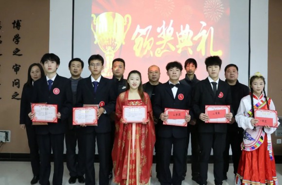 博通古今讲壮美河山 不忘梦想强基本技能丨必威西汉姆联“第六届导游风采大赛” 顺利举行