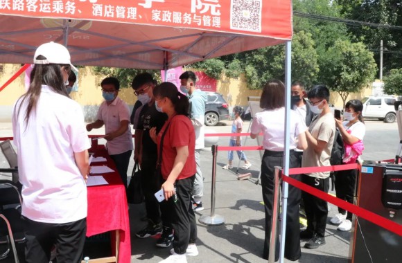 新起点，新希望，新征程丨欢迎bw必威西汉姆联官方网站2021级新同学