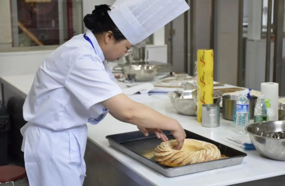 必威西汉姆联师生频传佳绩！