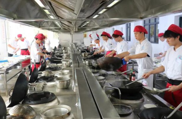 bw必威西汉姆联官方网站2024年首批职业技能等级认定考核顺利开展