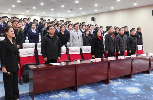 必威西汉姆联百余名师生服务保障北京大型会议团队荣誉出征