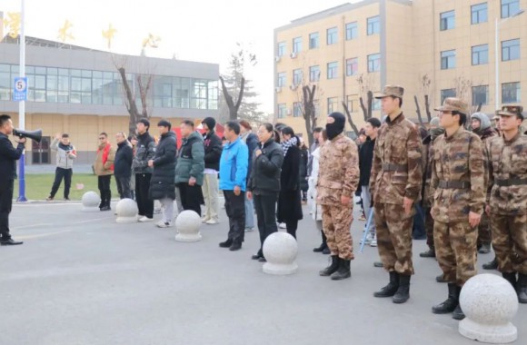 以练筑防 临“危”不乱 | 必威西汉姆联组织校园反恐防暴应急演练