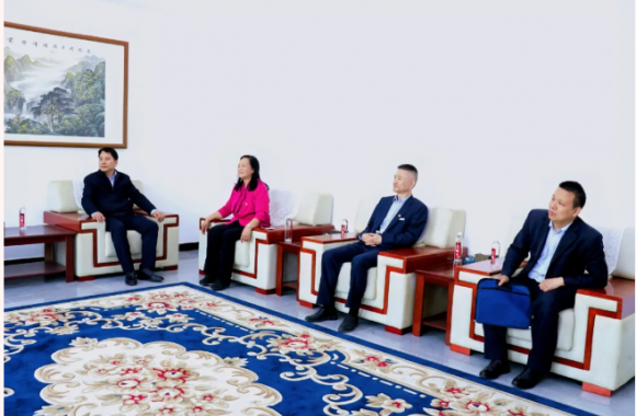 省人社厅人才中心领导莅临必威西汉姆联检查青年国际实习交流计划政策宣讲会准备工作